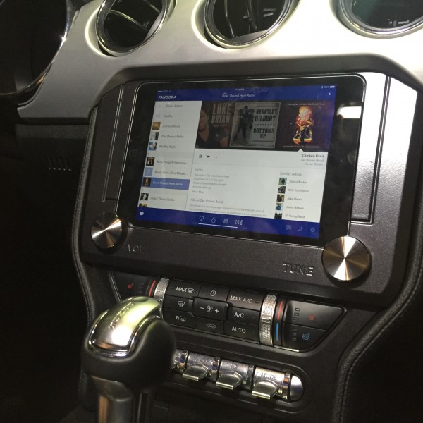 DISCONTINUED 201522 Ford Mustang iPad Mini 1, 2 & 3 Dash Kit